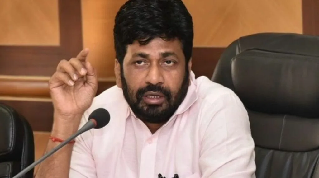 bachchu kadu