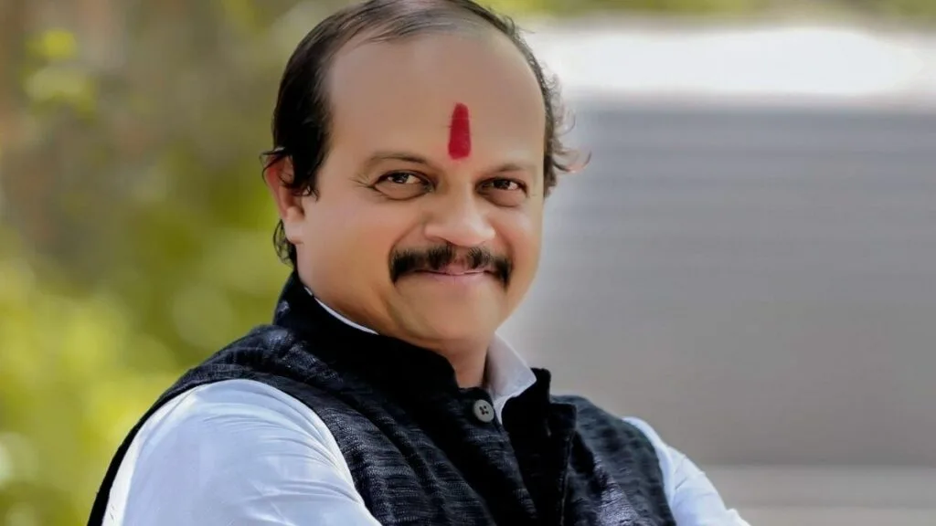 vasant-more