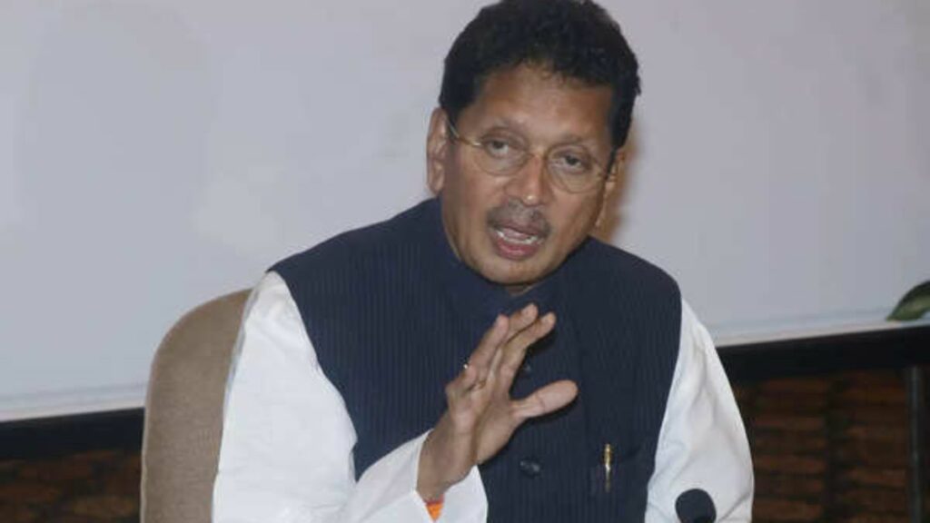 dipak kesarkar