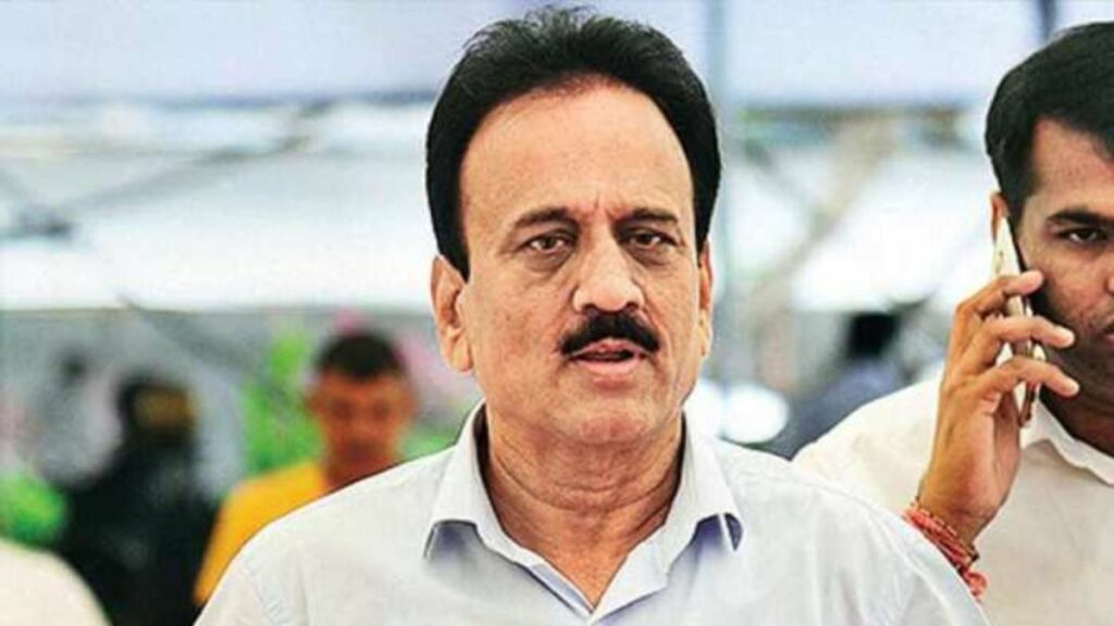 Girish Mahajan
